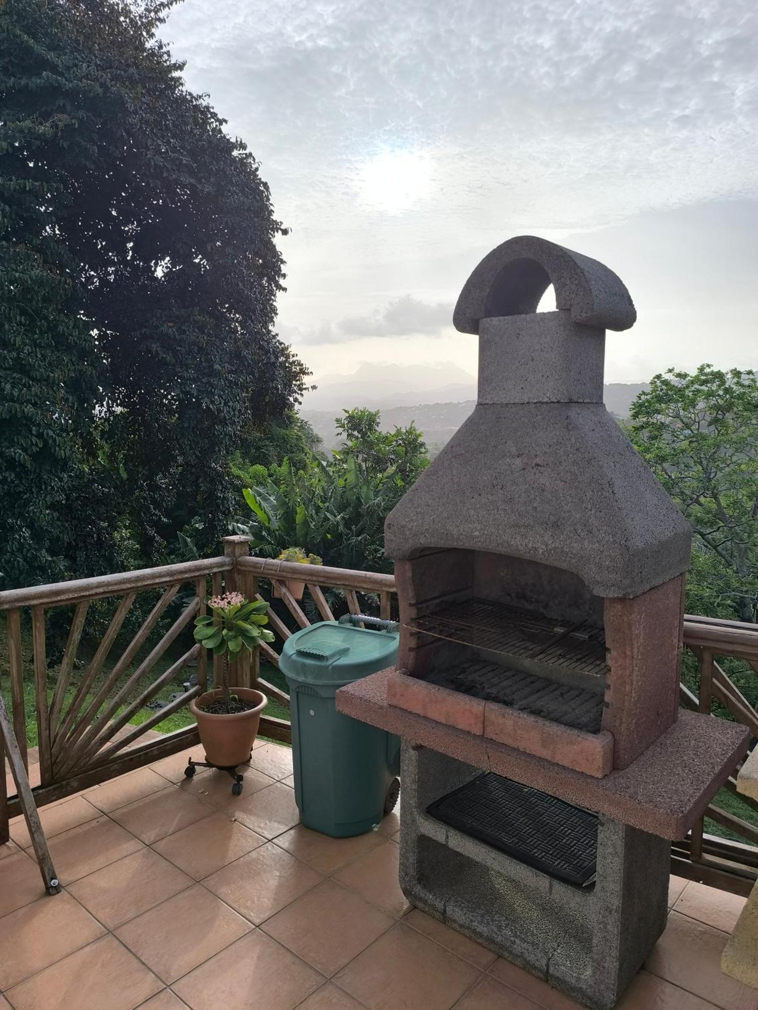 Studio Brazilia Bois Et Nature, Terrasse Avec Vue Sur Les Pitons เลอ โฮแบร์ ภายนอก รูปภาพ